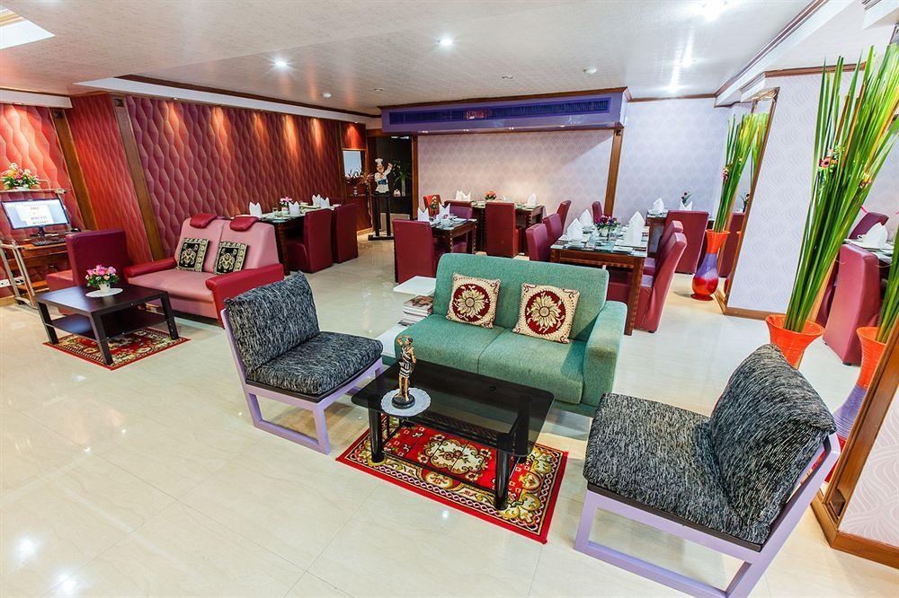 בנגקוק Oyo 796 Paradise Sukhumvit Hotel מראה חיצוני תמונה