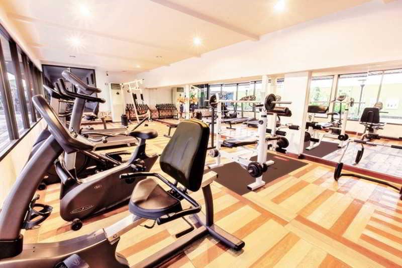 בנגקוק Oyo 796 Paradise Sukhumvit Hotel מראה חיצוני תמונה