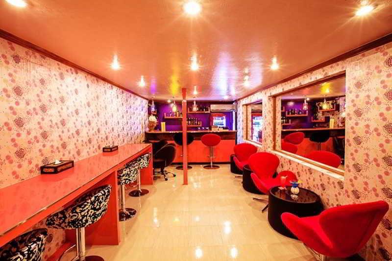 בנגקוק Oyo 796 Paradise Sukhumvit Hotel מראה חיצוני תמונה