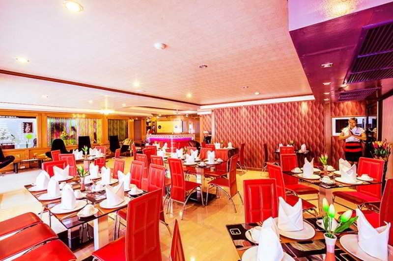 בנגקוק Oyo 796 Paradise Sukhumvit Hotel מראה חיצוני תמונה