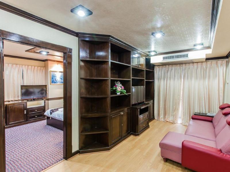 בנגקוק Oyo 796 Paradise Sukhumvit Hotel מראה חיצוני תמונה